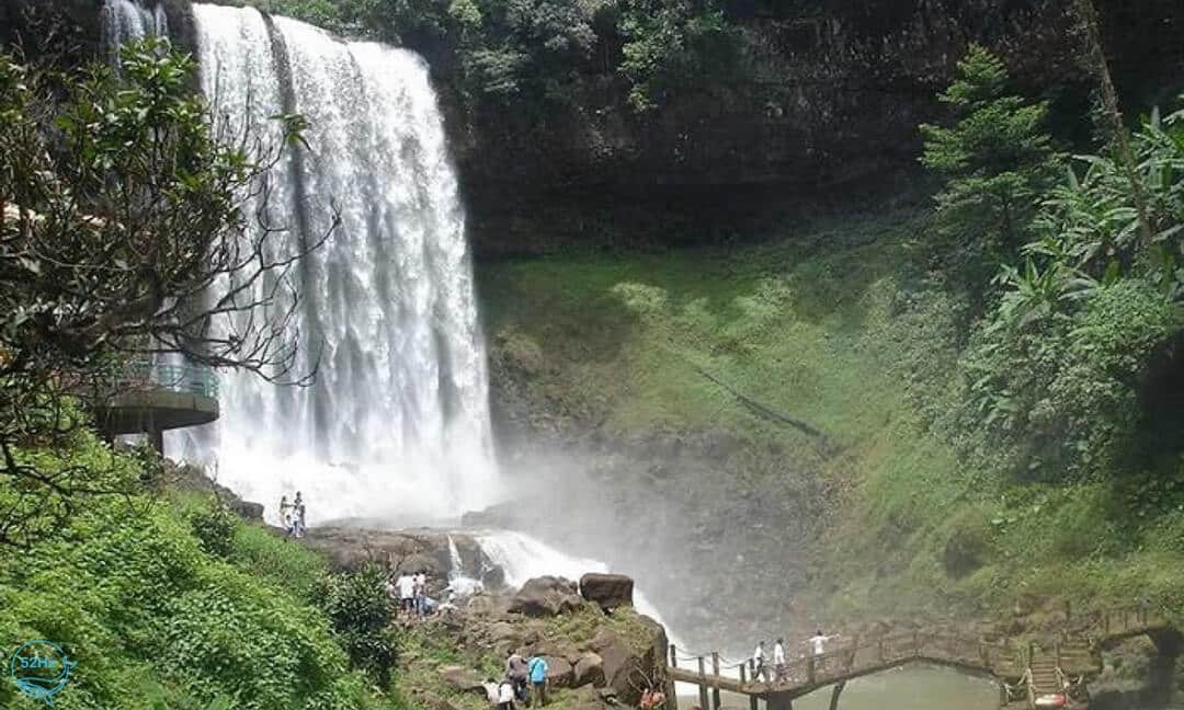 Vẻ đẹp thác Mai