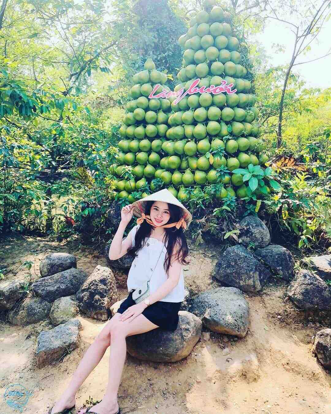 Rượu bưởi Tân Triều