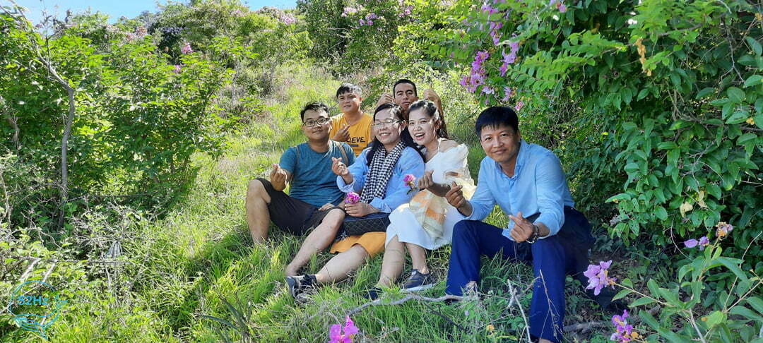 Cắm trại tại khu du lịch Bằng Lăng Tím