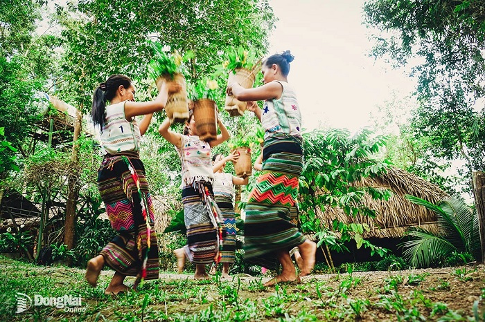 Lễ hội văn hóa tại làng Tà Lài