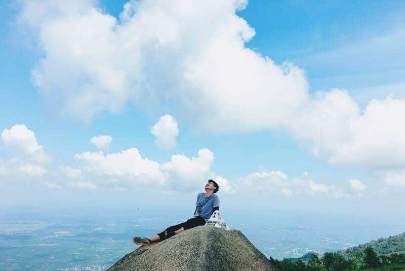 Cảnh đẹp từ đỉnh núi Chứa Chan