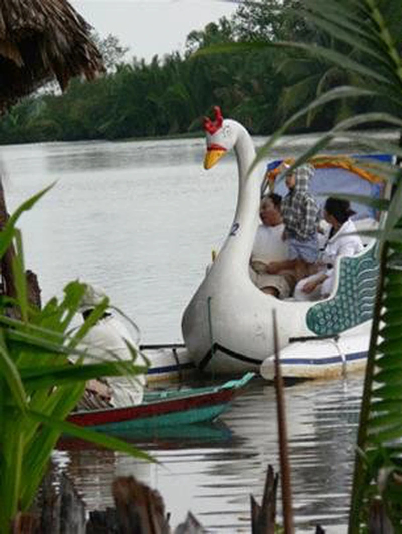 Chèo thuyền Đảo Dừa Lửa