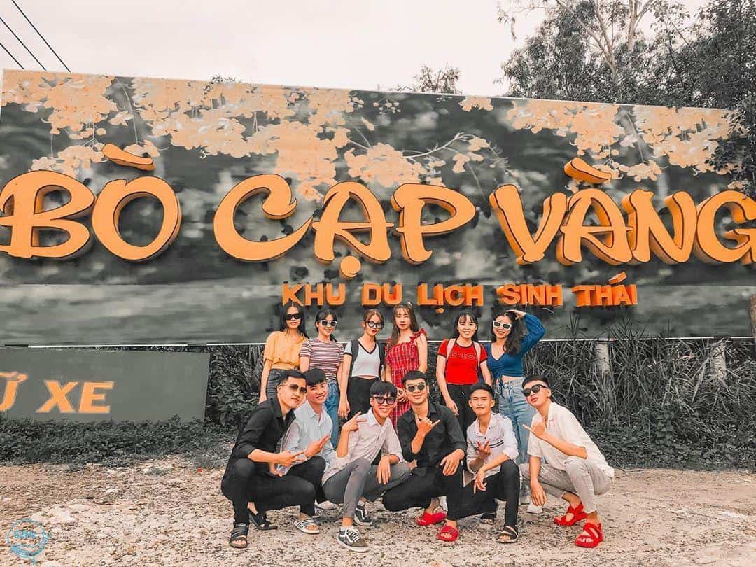 Khu du lịch Bò Cạp Vàng
