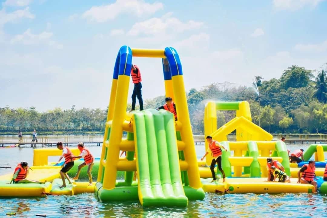 Khu vui chơi dưới nước Suối Mơ