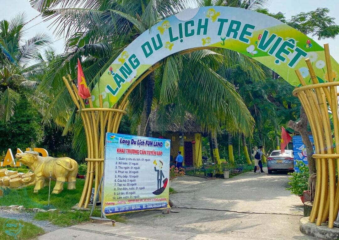 Giá vé khu du lịch Tre Việt