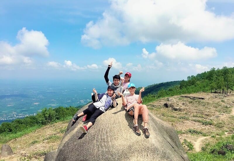 Trekking núi Chứa Chan Đồng Nai