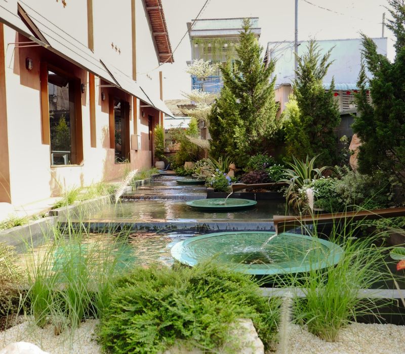 Sân vườn Sân Ga Cafe