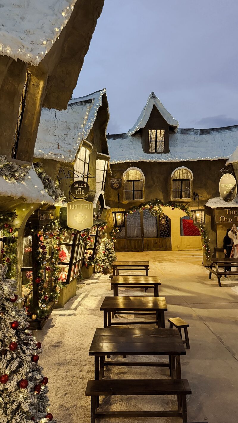 Bàn tiệc Giáng Sinh The K